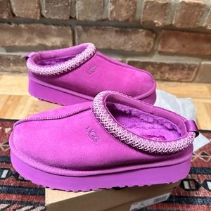 Purple Ruby Tazz Ugg Platform Slippers Women’s size 9